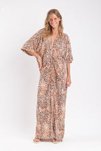 Laden Sie das Bild in den Galerie-Viewer, Leopard Long Dress
