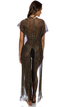 Laden Sie das Bild in den Galerie-Viewer, Model Back: Luli Fama Vêtement De Plage Long Caftan Siren Dream Black Gold
