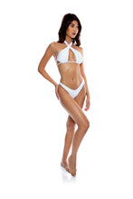 Laden Sie das Bild in den Galerie-Viewer, Image 03: Luli Fama Haut Top Cross High White
