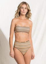 Laden Sie das Bild in den Galerie-Viewer, Image 06: Maaji Haut Top Irene Suzy Q Aloha
