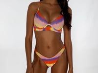 Laden und Abspielen von Videos im Galerie-Viewer, Video: Luli Fama Ensemble Underwire Miami Sunsets
