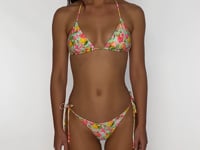 Laden und Abspielen von Videos im Galerie-Viewer, Video: Luli Fama Haut Top Wavy Ruched Limoncello
