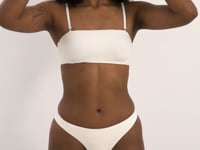 Laden und Abspielen von Videos im Galerie-Viewer, Video: Rio De Sol Bas Bottom Off-White Nice-Fio
