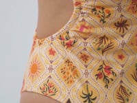 Laden und Abspielen von Videos im Galerie-Viewer, Video: Rio De Sol Une Pièce Mosaico Maeve
