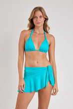 Laden Sie das Bild in den Galerie-Viewer, Model Front: Rio De Sol Jupe De Page Amb-Nannai Mini Skirt
