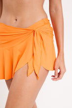 Laden Sie das Bild in den Galerie-Viewer, Gallery: Rio De Sol Jupe De Page Bio-Laranjada Mini Skirt
