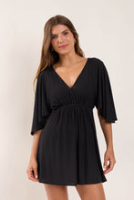 Laden Sie das Bild in den Galerie-Viewer, Model Front: Rio De Sol Vêtement De Plage Black Mini Dress
