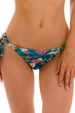 Laden Sie das Bild in den Galerie-Viewer, Gallery: Rio De Sol Bas Bottom Amazonia Ibiza
