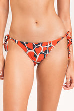 Laden Sie das Bild in den Galerie-Viewer, Gallery: Rio De Sol Bas Bottom Amore-Red Ibiza-Comfy

