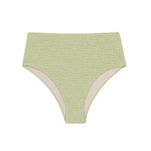 Laden Sie das Bild in den Galerie-Viewer, Product Front: Rio De Sol Bas Bottom Brisa-Pistache Hotpants
