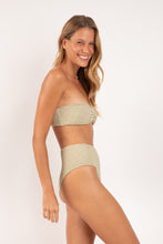 Laden Sie das Bild in den Galerie-Viewer, Image 04: Rio De Sol Bas Bottom Brisa-Pistache Hotpants
