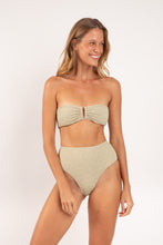 Laden Sie das Bild in den Galerie-Viewer, Image 06: Rio De Sol Bas Bottom Brisa-Pistache Hotpants
