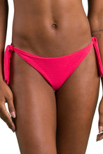 Laden Sie das Bild in den Galerie-Viewer, Gallery: Rio De Sol Bas Bottom Dots-Virtual-Pink Italy
