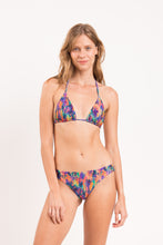 Laden Sie das Bild in den Galerie-Viewer, Model Front: Rio De Sol Bas Bottom Euphoria Essential-Comfy
