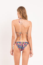 Laden Sie das Bild in den Galerie-Viewer, Model Back: Rio De Sol Bas Bottom Euphoria Ibiza-Comfy
