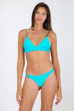 Laden Sie das Bild in den Galerie-Viewer, Model Front: Rio De Sol Bas Bottom Jade Nice-Fio
