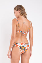 Laden Sie das Bild in den Galerie-Viewer, Model Back: Rio De Sol Bas Bottom Kauai Madrid-Trio

