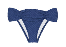 Laden Sie das Bild in den Galerie-Viewer, Product Front: Rio De Sol Bas Bottom Kiwanda Denim Band Comfort

