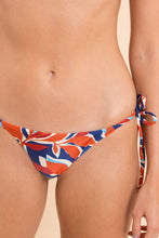 Laden Sie das Bild in den Galerie-Viewer, Image 08: Rio De Sol Bas Bottom Leaves Cheeky-Tie
