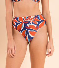 Laden Sie das Bild in den Galerie-Viewer, Image 09: Rio De Sol Bas Bottom Leaves Hotpants
