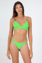 Laden Sie das Bild in den Galerie-Viewer, Model Front: Rio De Sol Bas Bottom Lemon Nice-Fio
