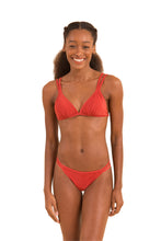 Laden Sie das Bild in den Galerie-Viewer, Model Front: Rio De Sol Bas Bottom Malibu-Chili Mini-Duo
