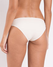 Laden Sie das Bild in den Galerie-Viewer, Image 06: Rio De Sol Bas Bottom Malibu-Natural Essential-Comfy
