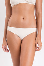 Laden Sie das Bild in den Galerie-Viewer, Image 09: Rio De Sol Bas Bottom Malibu-Natural Essential-Comfy
