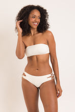 Laden Sie das Bild in den Galerie-Viewer, Image 07: Rio De Sol Bas Bottom Off-White Madrid

