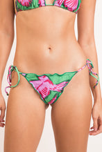 Laden Sie das Bild in den Galerie-Viewer, Gallery: Rio De Sol Bas Bottom Parrots Frufru
