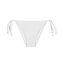 Laden Sie das Bild in den Galerie-Viewer, Product Front: Rio De Sol Bas Bottom Sand-White Lacinho
