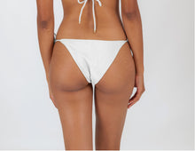 Laden Sie das Bild in den Galerie-Viewer, Image 06: Rio De Sol Bas Bottom Shimmer-White Ibiza-Rope
