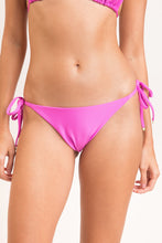 Laden Sie das Bild in den Galerie-Viewer, Gallery: Rio De Sol Bas Bottom Vita-Pink Ibiza
