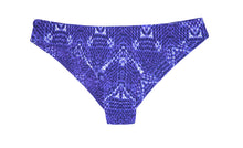 Laden Sie das Bild in den Galerie-Viewer, Product Front: Rio De Sol Bas Calcinha Bluejean Sporty
