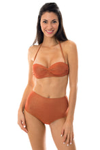 Laden Sie das Bild in den Galerie-Viewer, Image 05: Rio De Sol Bas Calcinha Radiante Canela Hot Pant

