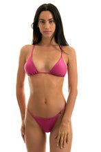 Laden Sie das Bild in den Galerie-Viewer, Model Front: Rio De Sol Ensemble Cloque Lichia Cheeky
