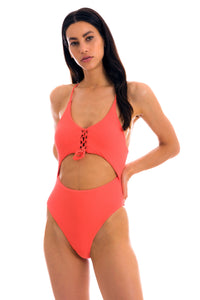 Model Front: Rio De Sol Une Pièce Dots-Tabata Ivy Strap