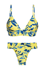 Laden Sie das Bild in den Galerie-Viewer, Product Front: Rio De Sol Ensemble Lemon Flower Tri Cos

