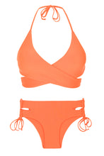 Laden Sie das Bild in den Galerie-Viewer, Product Front: Rio De Sol Ensemble Set Dende Kate Madrid
