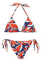 Laden Sie das Bild in den Galerie-Viewer, Product Front: Rio De Sol Ensemble Set Leaves Tri-Inv Cheeky-Tie
