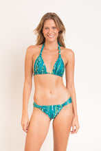 Laden Sie das Bild in den Galerie-Viewer, Model Front: Rio De Sol Ensemble Set Rain Mel
