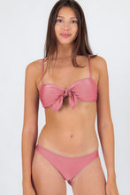Laden Sie das Bild in den Galerie-Viewer, Gallery: Rio De Sol Ensemble Set Shimmer-Confetti Bandeau-Knot Essential
