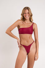 Laden Sie das Bild in den Galerie-Viewer, Image 06: Rio De Sol Ensemble Set Touch-Carmim Isadora Gigi
