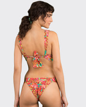 Laden Sie das Bild in den Galerie-Viewer, Image 07: Rio De Sol Ensemble Set Tropics Halter-Marina Essential-Cos
