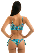 Laden Sie das Bild in den Galerie-Viewer, Model Back: Rio De Sol Haut Top Isla Bra
