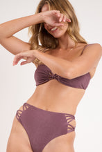 Laden Sie das Bild in den Galerie-Viewer, Image 09: Rio De Sol Haut Top Malibu-Ebano Bandeau-Iris
