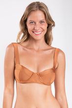 Laden Sie das Bild in den Galerie-Viewer, Gallery: Rio De Sol Haut Top Nocciola Amelia
