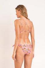 Laden Sie das Bild in den Galerie-Viewer, Model Back: Rio De Sol Haut Top Sweet-Camo Tri-Fixo
