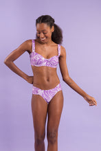 Laden Sie das Bild in den Galerie-Viewer, Image 10: Rio De Sol Haut Top Trail-Purple Amelia
