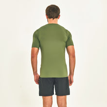 Laden Sie das Bild in den Galerie-Viewer, T-Shirt Sport Fit Verde Militar UPF50+
